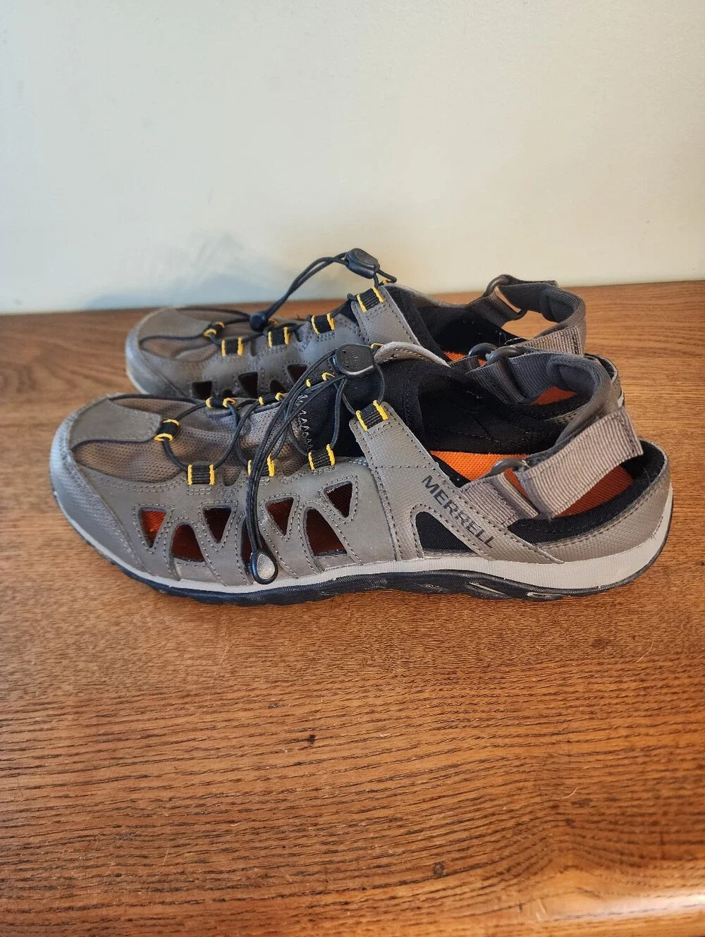 Men's Merrell Water/hiking Shoes Sz 8